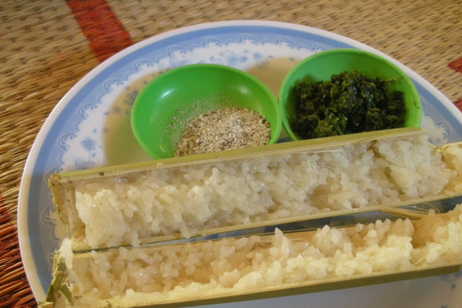 Bamboo-Cooked Rice 